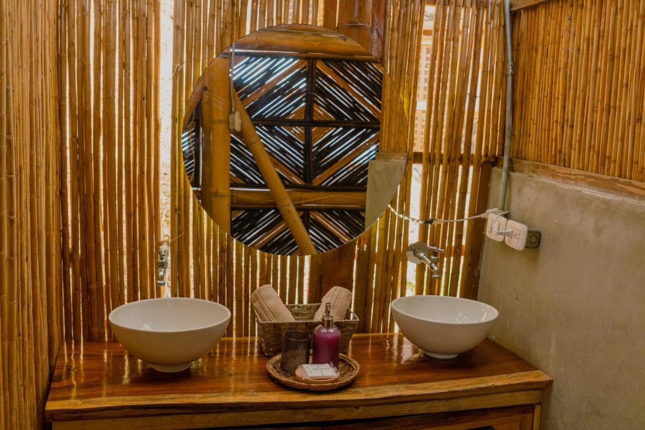 Niuwi Hostel บูรีตากา ภายนอก รูปภาพ